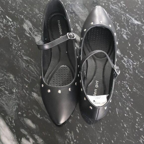 BRAND NEW MADDEN GIRL STUDDED WOMEN'S FLAT G1 - Picture 8 of 16